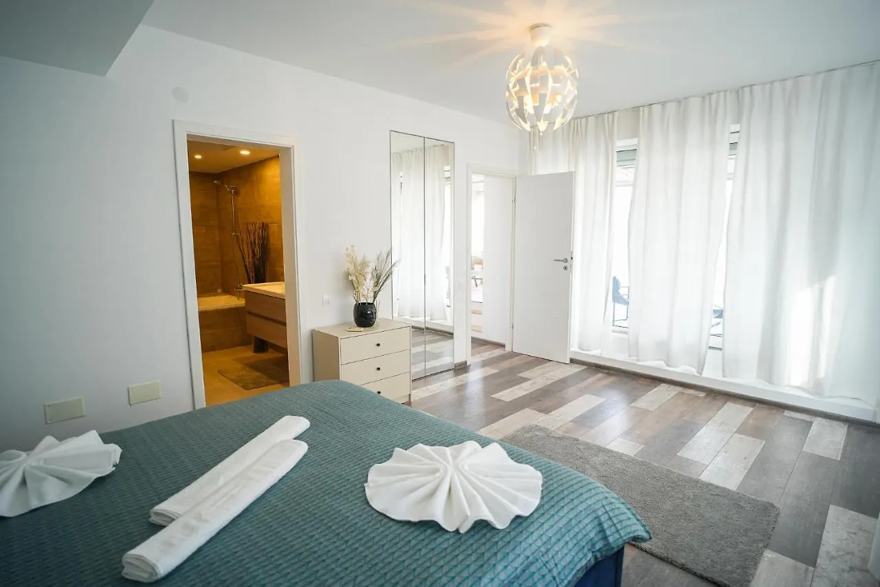 Apartment Penthouse With Huge Rooftop & Amazing City View Bucharest Romania
