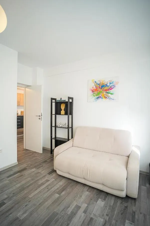 Apartment Penthouse With Huge Rooftop & Amazing City View Bucharest