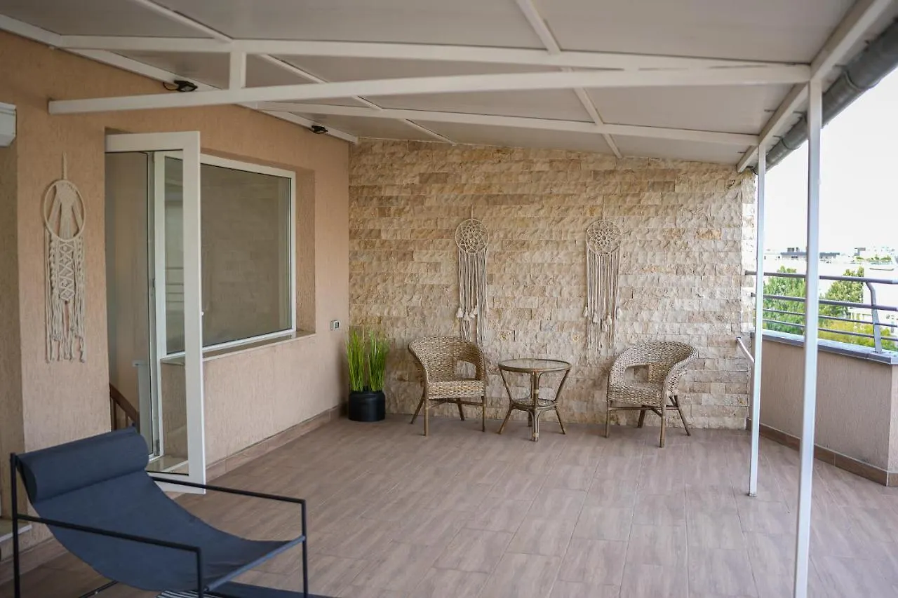 Apartamento Penthouse With Huge Rooftop & Amazing City View Bucareste