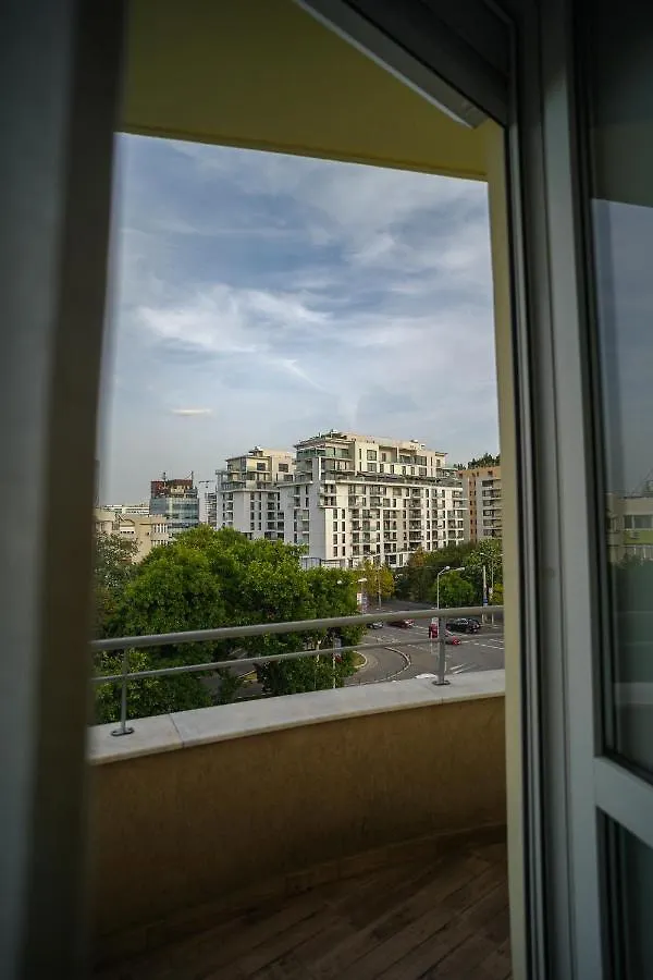 Penthouse With Huge Rooftop & Amazing City View Bucharest 0*,